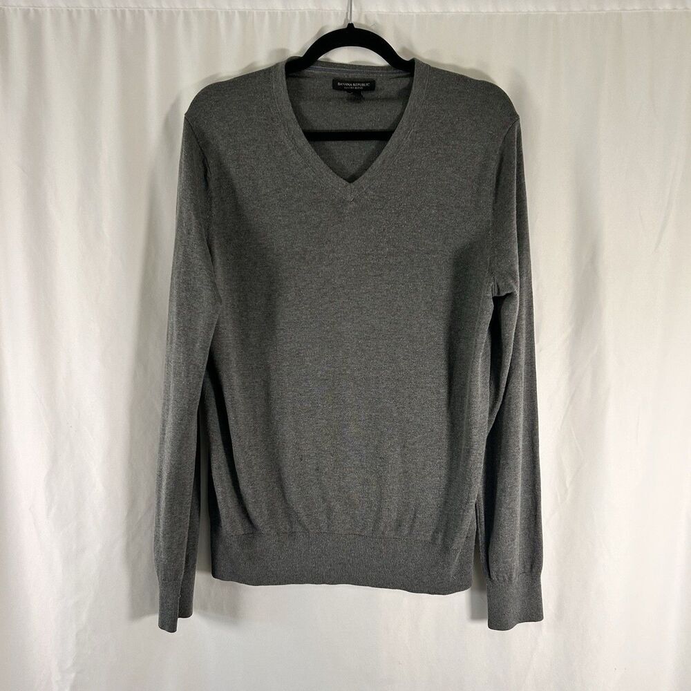 Banana Reoublic Luxury Blend Sweater Men's medium Grey Vneck Silk Cashmere